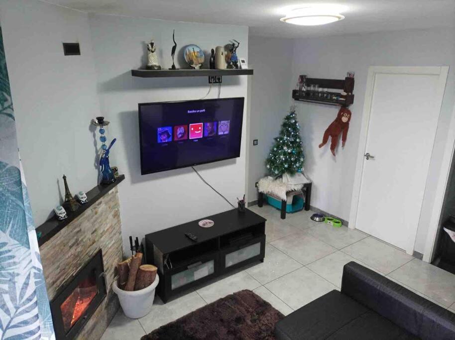 Appartement Precioso Piso En La Playa De Madrid A 45 Min Del Centro De La Ciudad à San Martín de Valdeiglesias Extérieur photo